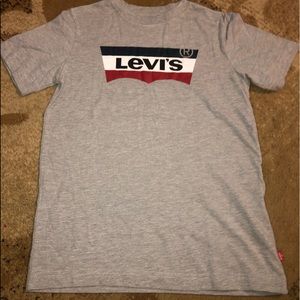 Levi’s youth logo t-shirt